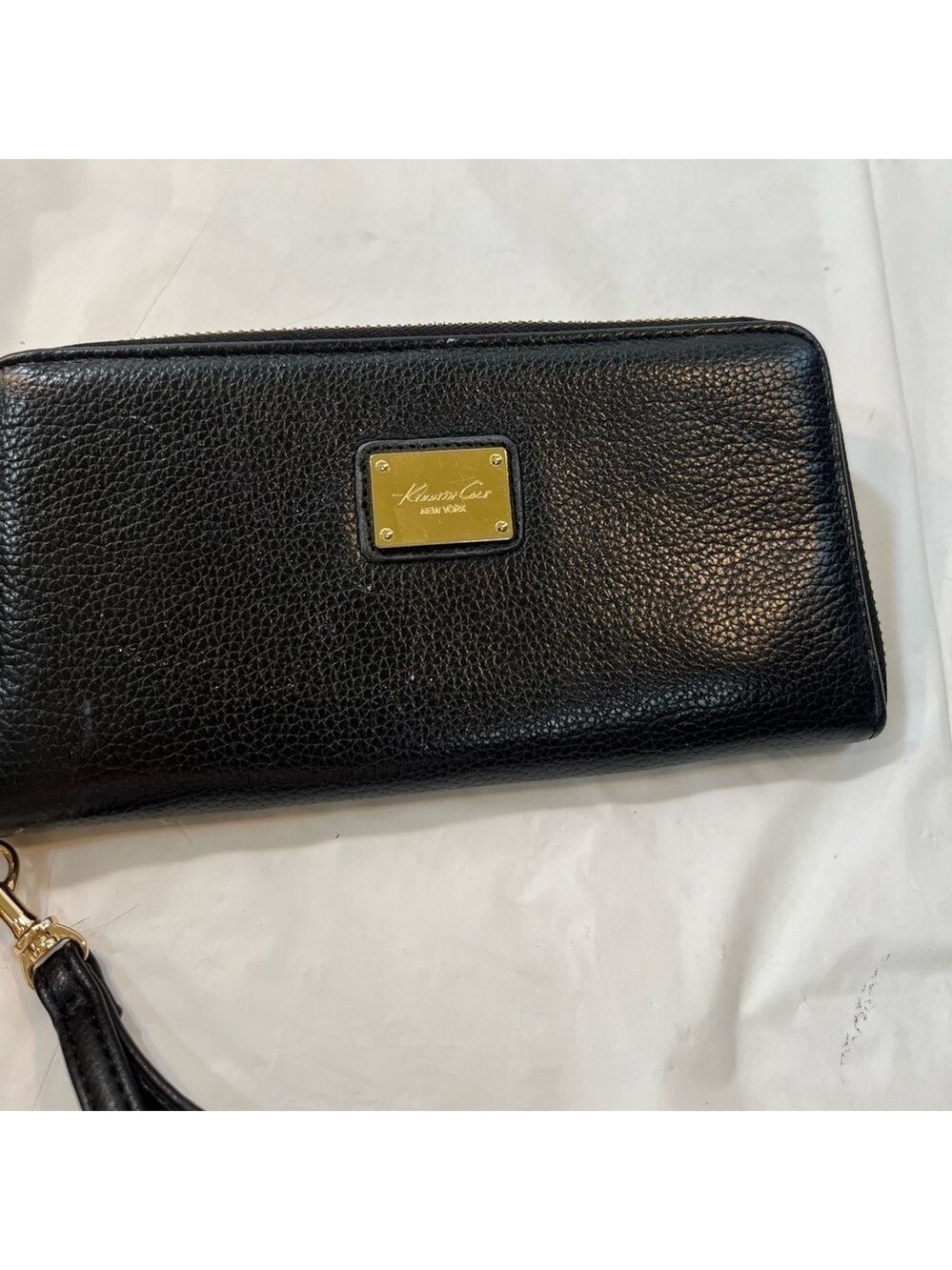 Kenneth Cole New York Black leather Wristlet wallet